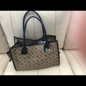 Dooney and Bourke Purse